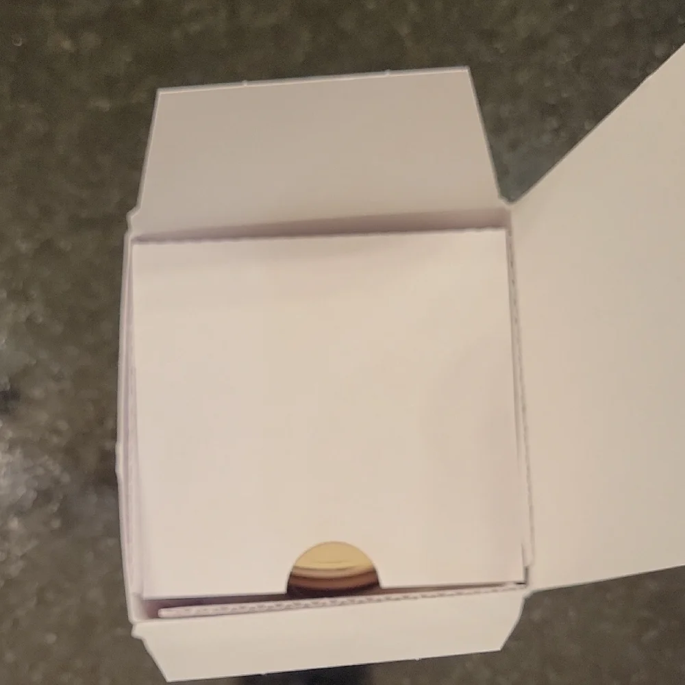 Lancome Absolue Revitalizing Brightening Soft Cream - Gold - Picture 15 of 15